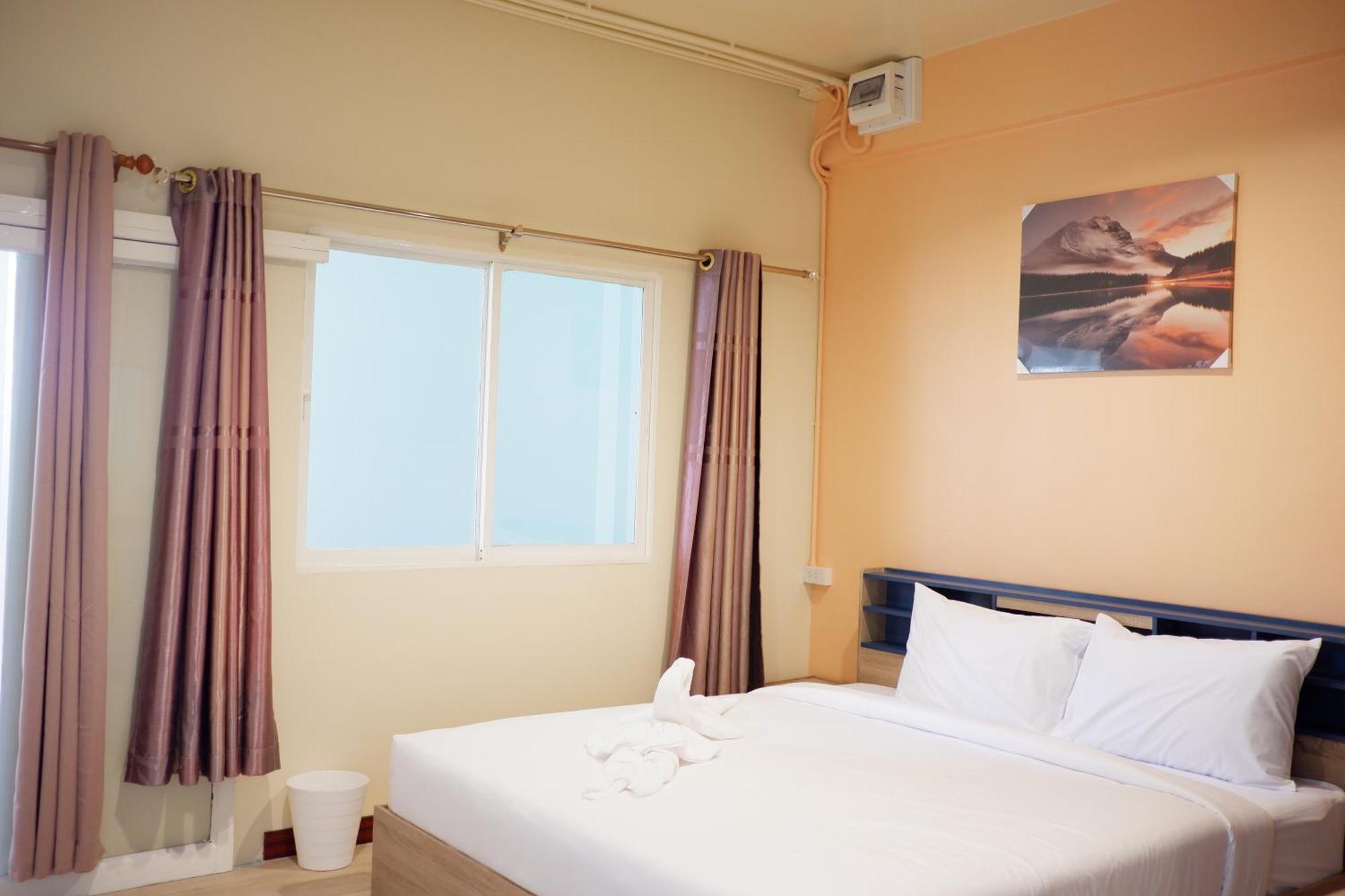 Supachai Inn Ban ba Ngan Esterno foto